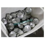 1 LOT, BIN OF PAR-30 LN LIGHTS