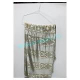 LOT, 23PCS, ROYAL STATE 132"D ROUND LINENS