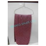 LOT,19PCS,TURQUOISE/BURGANDY 132"D ROUND LINENS
