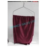LOT, 39PCS, NU BORDEAUX 132"D SATIN ROUND LINENS
