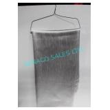 LOT, 7PCS SILVER 132"D ROUND LINENS