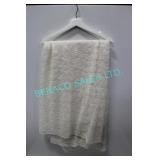 LOT, 43 PCS, IVORY LACE DRAPING PANEL