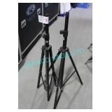 2X, BLACK SPEAKER/LIGHT STANDS