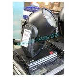 1X, MARTIN MAC 600 MOVING STAGE WASHLIGHT