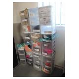 LOT, 4X MISC. U/R PLASTIC ORGANIZERS