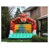 LOT, TIGER PLAYGROUND W/ BLUE BLOWER
