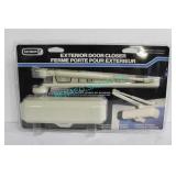 LOT, 3X TAYMOR EXTERIOR DOOR CLOSERS