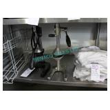 LOT, 2X MANUAL CITRUS PRESSES (MISSING PARTS)