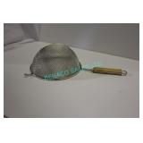 LOT, 24PCS 8"D JR STRAINERS