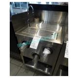 1X, 20" x 24" S/S COUNTER W/ HOT WATER DISPENSER