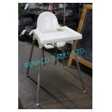 3X, PLASTIC HIGH CHAIRS