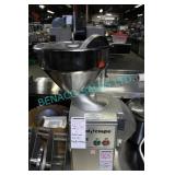 1X, ROBOT COUPE CL52 FEEDER ATTACHMENT