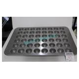 LOT, 2X 18" x 26" 48 SLOT BAKING PANS