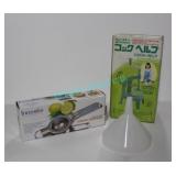 LOT, 2X LEMON SQUEEZERS, SLICER + 10X PLASTIC