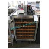 1X, VINOVERA 6-SHELF WINE COOLER