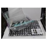 LOT, 24" x 16" FATIGUE MAT + 4X - 5" CASTORS