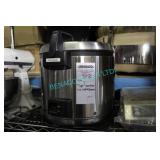 1X, "TIGER" JNO-A36U RICE COOKER/WARMER