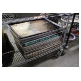 LOT, 24X ALUM. BAKE TRAYS