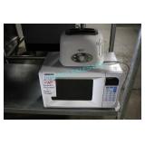 LOT,EMERSON MICROWAVE & BETTY C. TOASTER