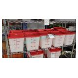 10X, 7L PLASTIC MEASURE CONTAINERS W/ LIDS