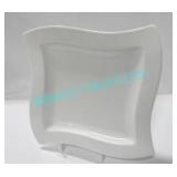 LOT, 24X "VILLEROY & BOCH" 10" SQ. PLATES