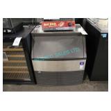 1X, MANITOWIC QD0273W WATER COOLED ICE MACHINE