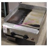 1X, WELLS GRIDDLE NAT GAS 24"X30"
