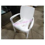 8X, WHITE PLASTIC PATIO CHAIRS