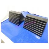 LOT, 2PCS GLOBAL RUBBER WHEEL CHOCKS