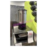 1X, MADIN BLENDER W/ S/S JUG