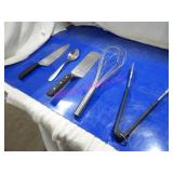 LOT, 1 BIN ASST KITCHEN SUPPLIES   NOTES!
