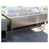 1X, 77"X29" S/S 3 WELL SINK W/ RINSE WAND