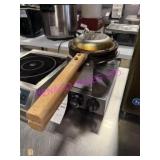 1X, ALC BUBBLE WAFFLE MAKER