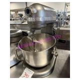 1X, KITCHENAID KSM758 7QT MIXER