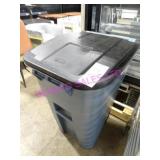 1X, 23"X34"T RUBBERMAID PORTA TRASH BIN