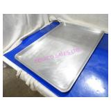 LOT, 21PC FULL SIZE ALUM BAKE TRAY