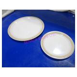 LOT, 80PC ASST SIZE MATCHING MELAMINE PLATE NOTES