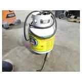 1X, 7.7KG PROPANE TANK W/ HOSE & TORCH