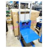 1X, GLOBAL 989052 500LB CAP PORTA MANUAL STACKER