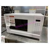 1X, PANASONIC 1100W MICROWAVE - NO PLATE