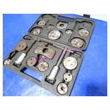 1X, MAKTIG BRAKE CALIPER TOOL SET IN CASE