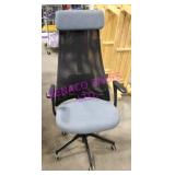 1X, OFFICE CHAIR W/ HEADREST
