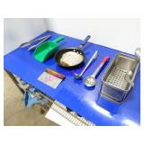 LOT, 1 BIN ASST KITCHEN SUPPLIES  NOTES!