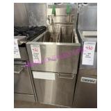 1X, DEAN SR142GN 43LB NAT GAS FRYER