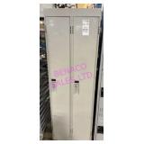 1X, 24"X72" DOUBLE BANK 2 DOOR LOCKER