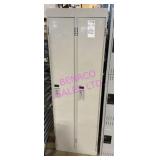 1X, 24"X72" DOUBLE BANK 2 DOOR LOCKER