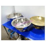 LOT, 5PC, 4 ASST SERVING BOWLS & 1 WINE BUCKET
