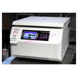 CENTRIFUGE XIULAB XU6K T/T, 19"X24"X14