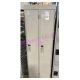1X, 24"X72" DOUBLE BANK 2 DOOR LOCKER