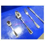 LOT, 1 CUTLERY TRAY(372PC) ASST HEPP CUTLERY